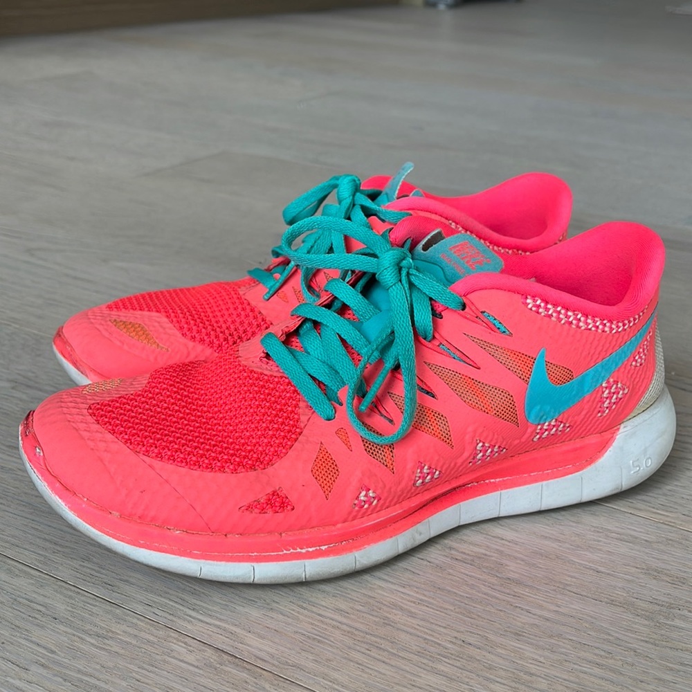 Nike Free neon pink sneakers Womens 7.5